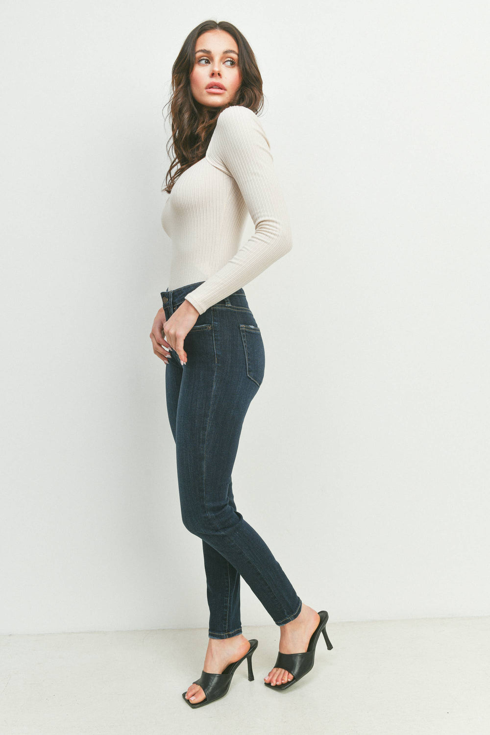 Classic Mid Rise Super Skinny Jeans Dark Wash