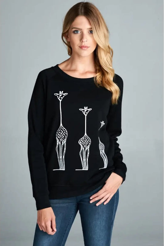 Giraffes Top Black Long Sleeve Pullover