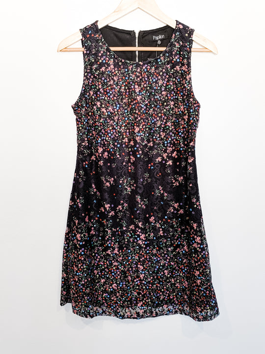 Ditsy Floral Lace Shift Dress Sleeveless Last ones!