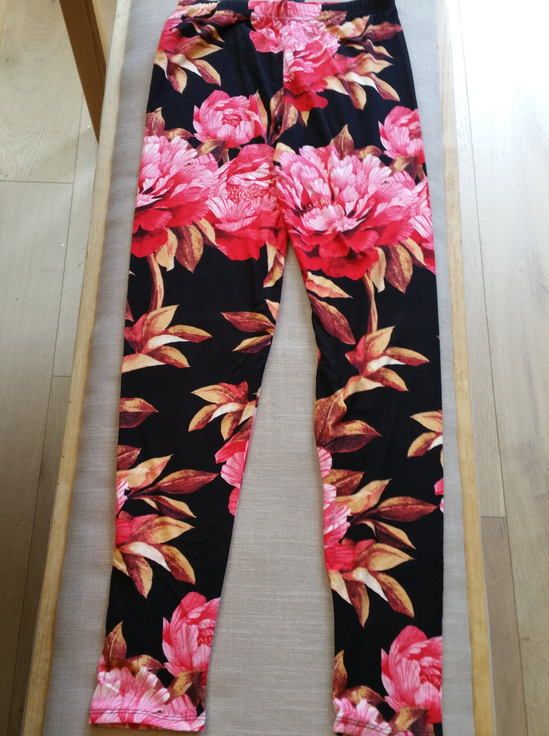 Agnes & Dora Leggings Baby Suede Size Large (12-18) Floral Prints